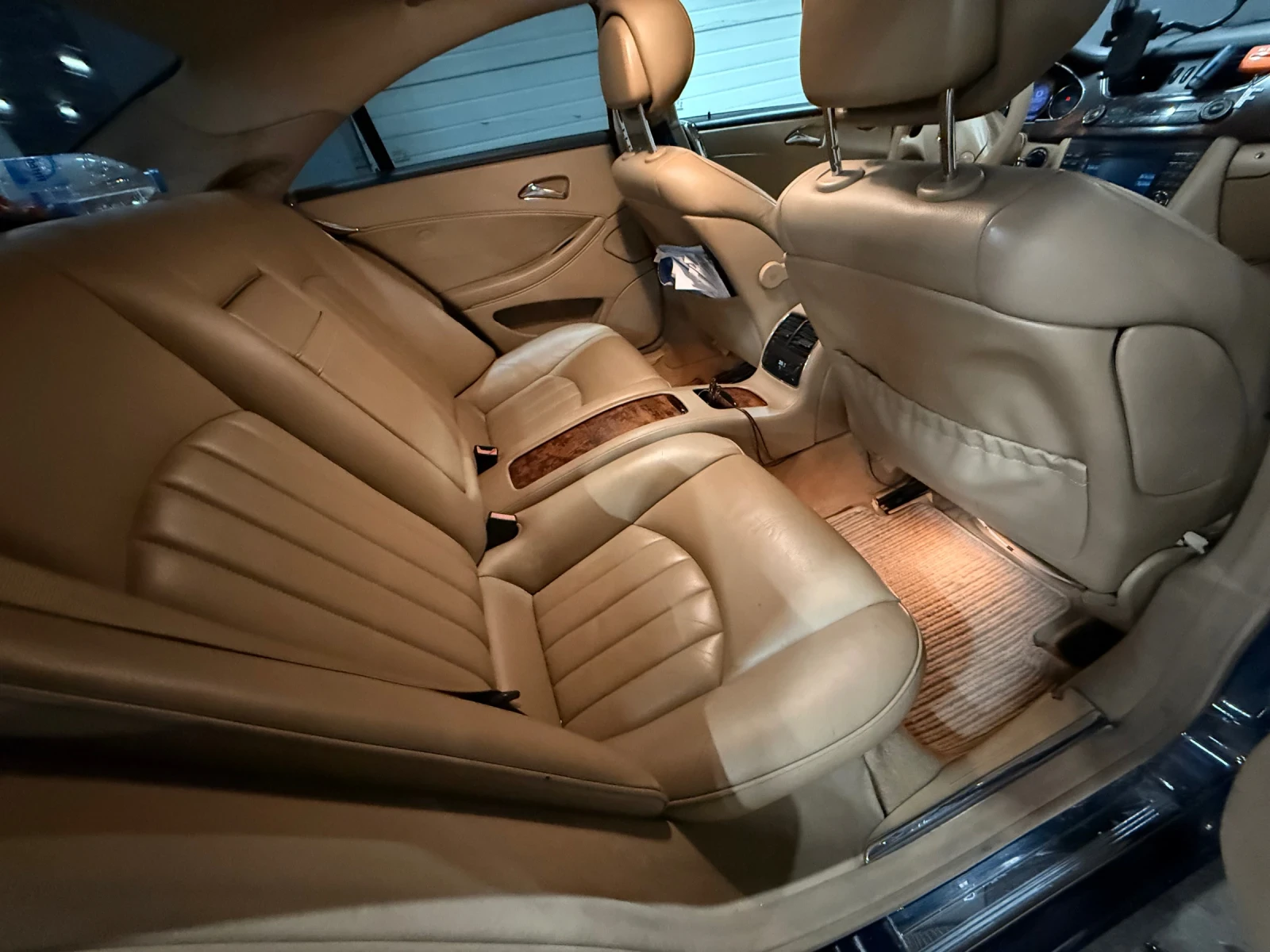 Mercedes-Benz CLS 320 3.0cdi, снимка 3 - Автомобили и джипове - 54059152