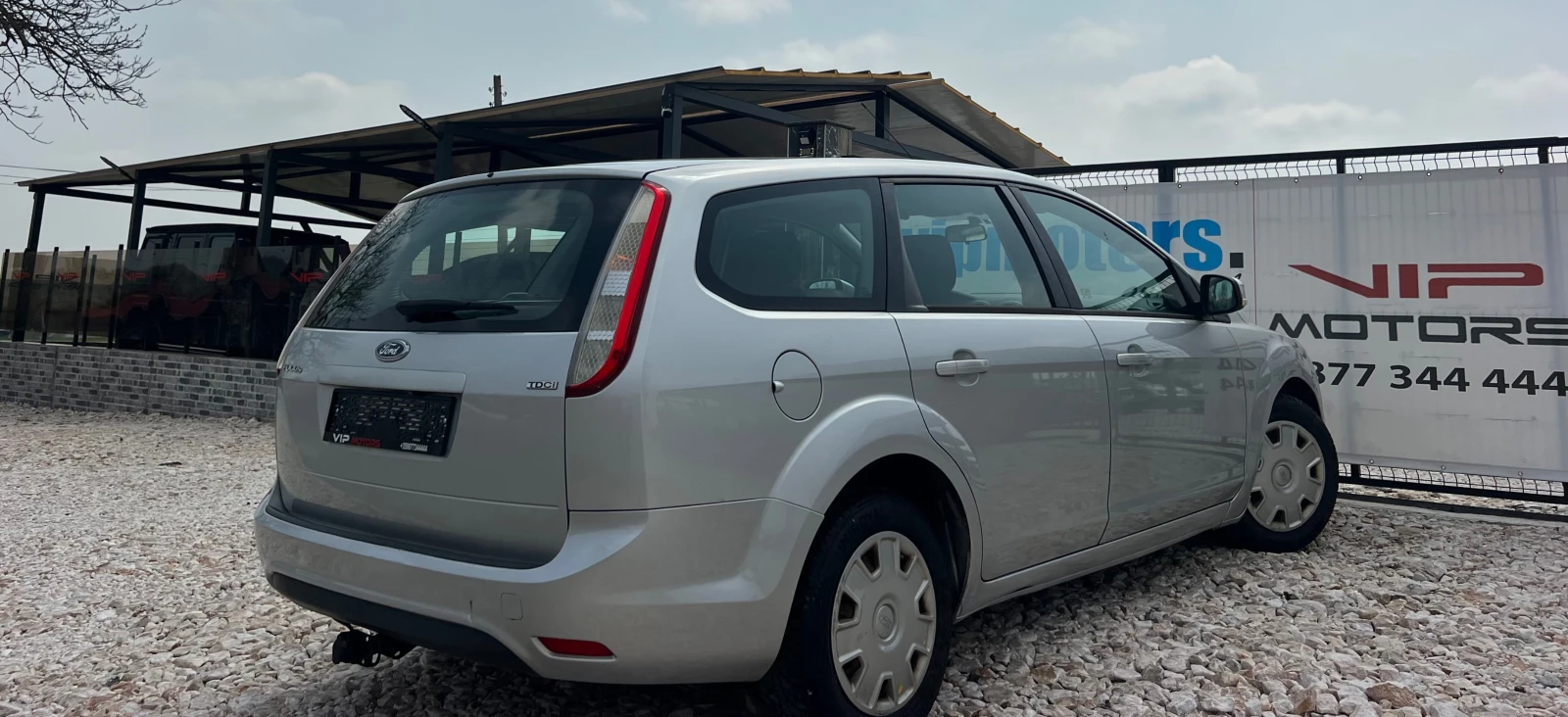 Ford Focus 1.6TDCI NAVI/KAMERA/PODGREV/KLIMATRONIK/UNIKAT, снимка 6 - Автомобили и джипове - 54220112