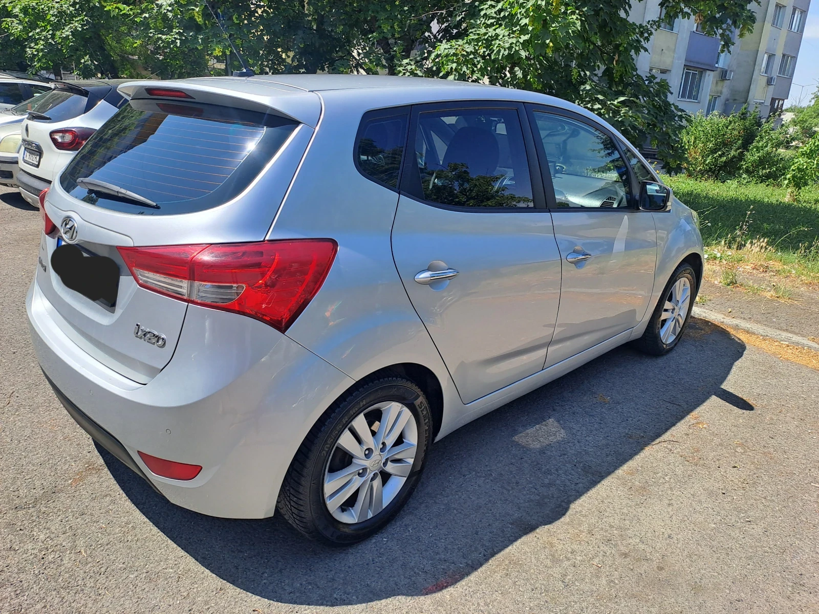 Hyundai Ix20 Бензин/ газ, снимка 2 - Автомобили и джипове - 54527241