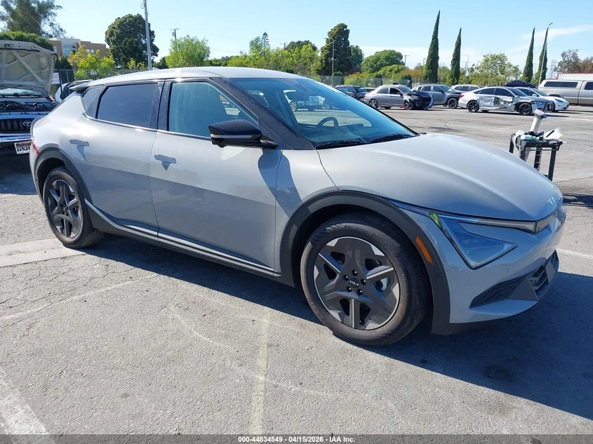 Kia EV6 Light Long Range Rwd