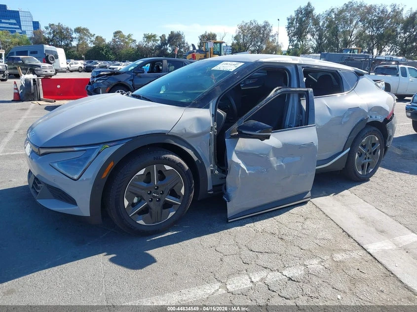 Kia EV6 Light Long Range Rwd, снимка 2 - Автомобили и джипове - 55004681