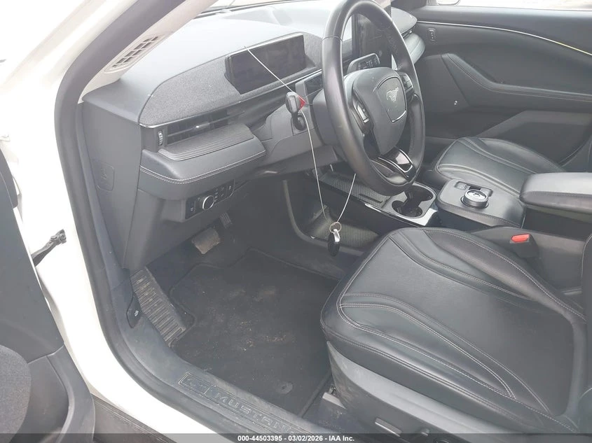 Ford Mustang Mach-E Premium, снимка 11 - Автомобили и джипове - 55288869