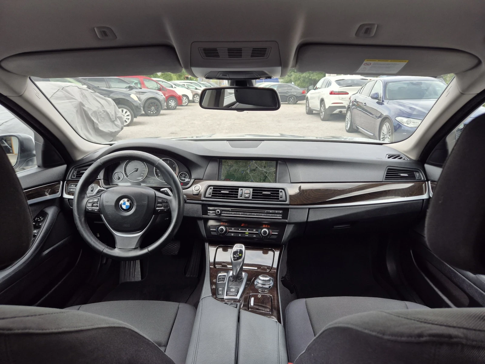 BMW 530 D/X-drive/ДИСТРОНИК, снимка 7 - Автомобили и джипове - 55403399