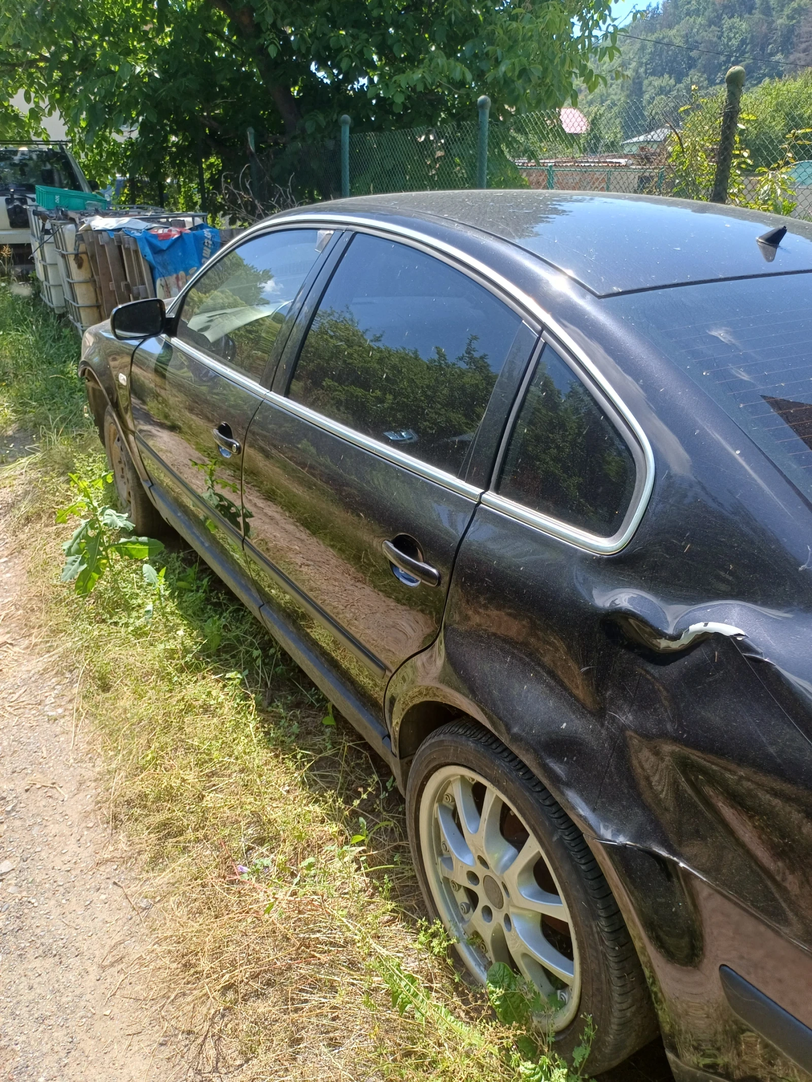 VW Passat 1.8Т, снимка 2 - Автомобили и джипове - 55418661
