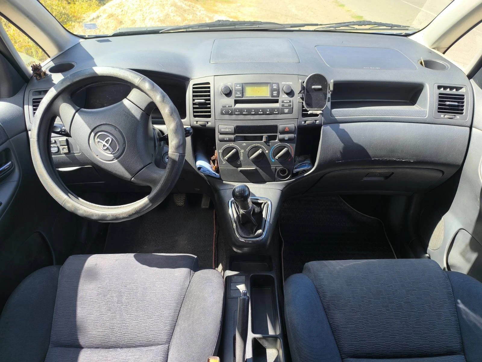 Toyota Corolla verso, снимка 12 - Автомобили и джипове - 56018587