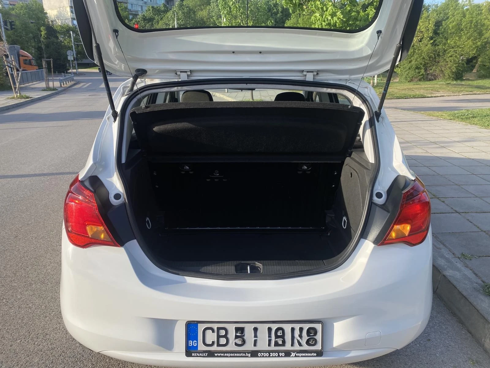 Opel Corsa 1.3 CDTI, снимка 9 - Автомобили и джипове - 56234828