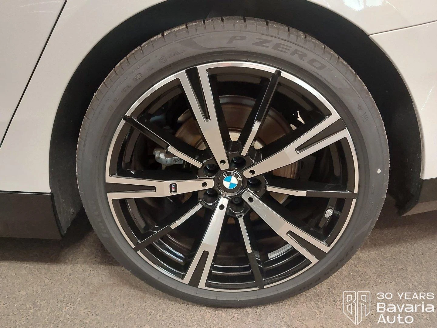 BMW 520 d Touring Steptronic, снимка 13 - Автомобили и джипове - 56395675