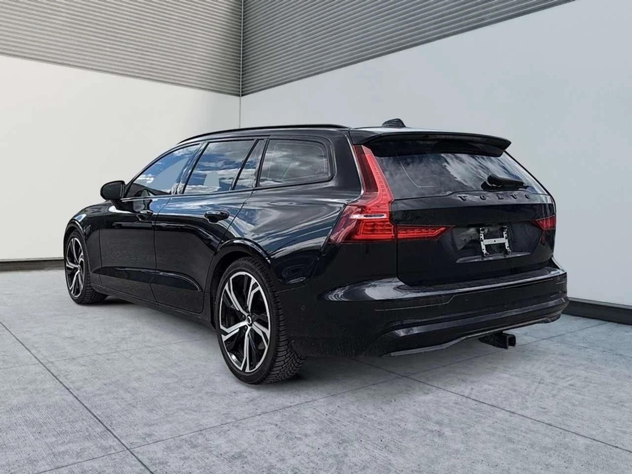 Volvo V60 ULTIMATE | BANC CHAUFF | TOIT PANO | HARMAN KARDON | Mobile.bg � ����������� 4