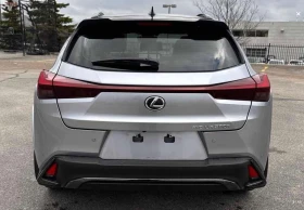 Lexus UX 250h  CARFAX, снимка 4