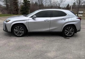 Lexus UX 250h  CARFAX, снимка 2