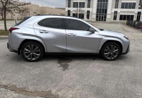 Lexus UX 250h  CARFAX - 28800 € / 56327.90 лв. - 18759849 3