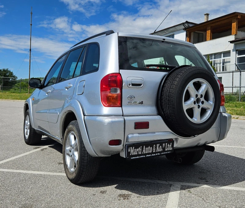 Toyota Rav4 2.0 D4D , снимка 5 - Автомобили и джипове - 43399441