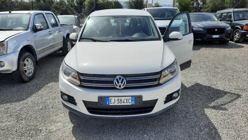 VW Tiguan 2.0 * Фейс * 174000км * Нави * Камера * , снимка 1 - Автомобили и джипове - 46041551