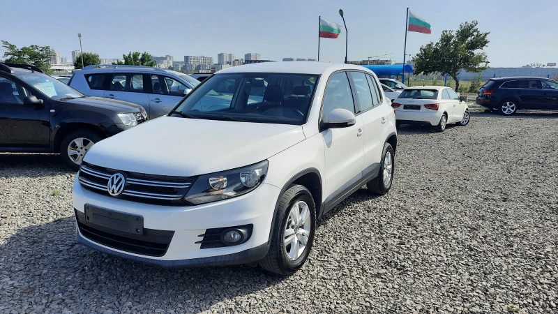 VW Tiguan 2.0 * Фейс * 174000км * Нави * Камера * , снимка 3 - Автомобили и джипове - 46041551