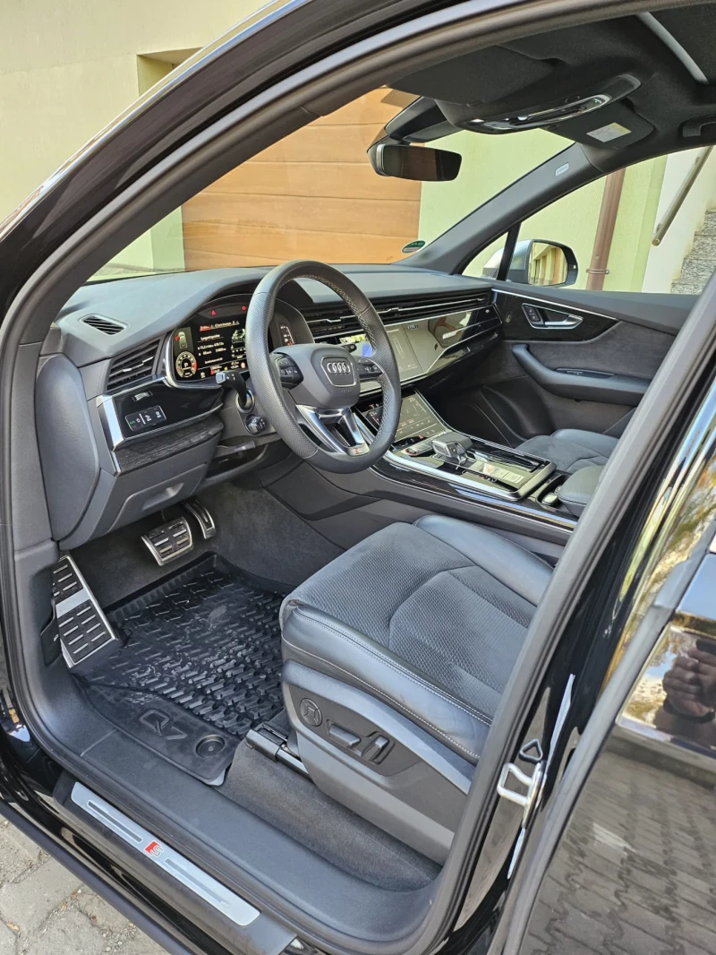 Audi SQ7, снимка 16 - Автомобили и джипове - 47550073