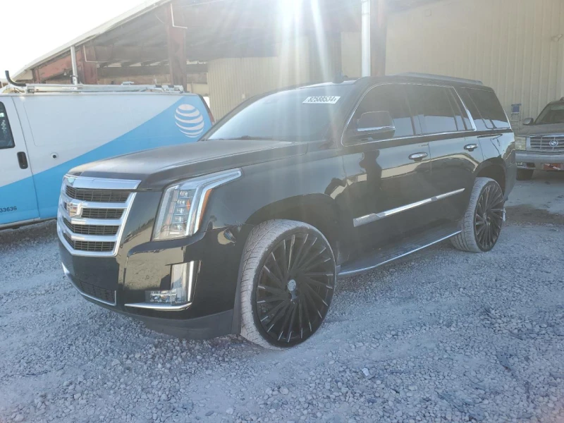 Cadillac Escalade Luxury, снимка 1 - Автомобили и джипове - 48522131