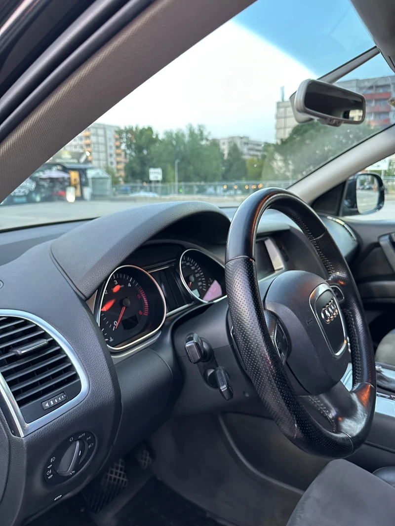 Audi Q7 3.0 TDI 7 места, снимка 10 - Автомобили и джипове - 51391896