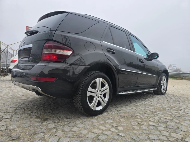 Mercedes-Benz ML 320 08г.FACE, КОЖА, НАВИ, снимка 6 - Автомобили и джипове - 52446821