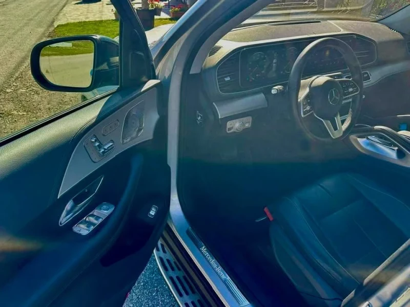 Mercedes-Benz GLE, снимка 13 - Автомобили и джипове - 53324574