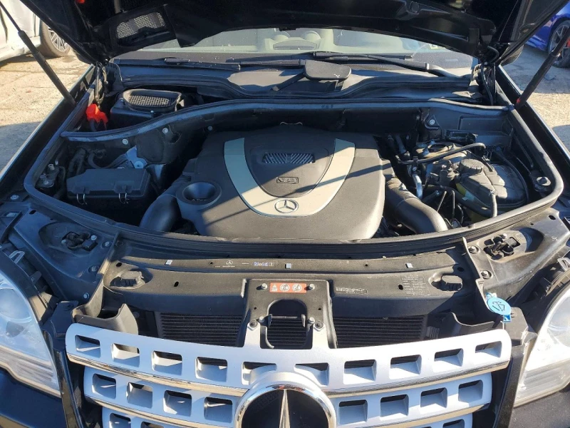 Mercedes-Benz ML 500 AMG* PACK* 5.5* V8* FACE* ОБДУХВАНЕ* DESIGNO* , снимка 11 - Автомобили и джипове - 53447657