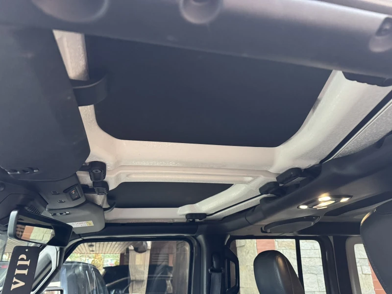 Jeep Wrangler Unlimited Sahara eTorque PHEV  4x4 , снимка 7 - Автомобили и джипове - 53497740