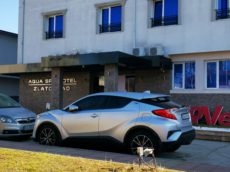 Toyota C-HR HYBRID E-CVT JBL Premium Sound - 37900 лв. - 72559039 1