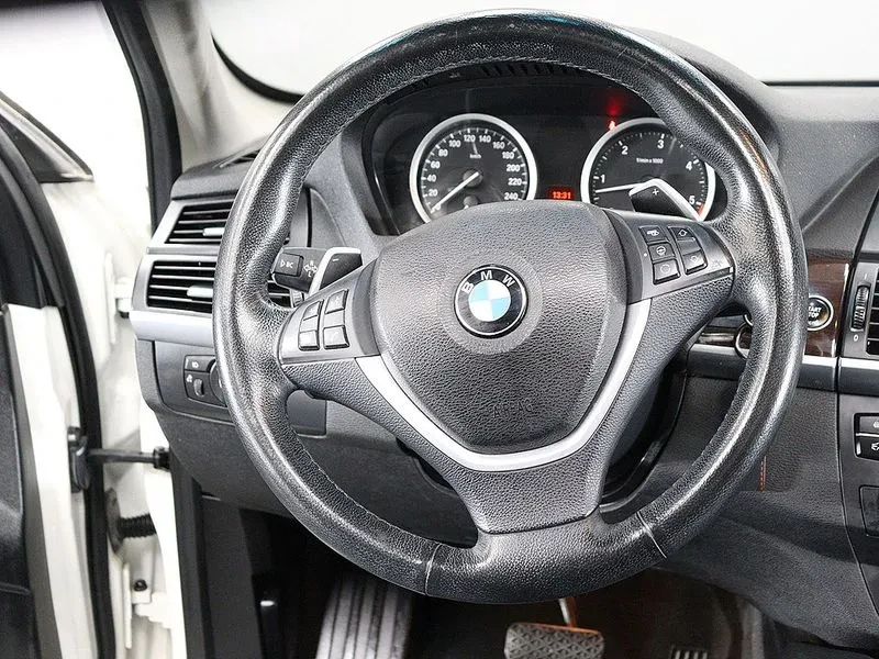 BMW X6 3.0D, снимка 11 - Автомобили и джипове - 55385711