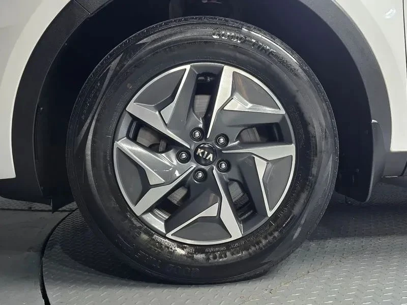 Kia Sorento, снимка 5 - Автомобили и джипове - 56714956