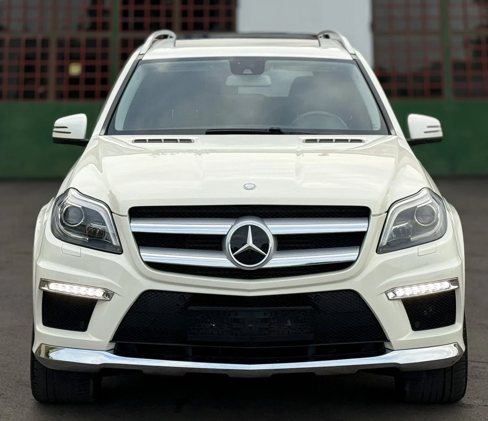 Mercedes-Benz GL 350  - изображение 2