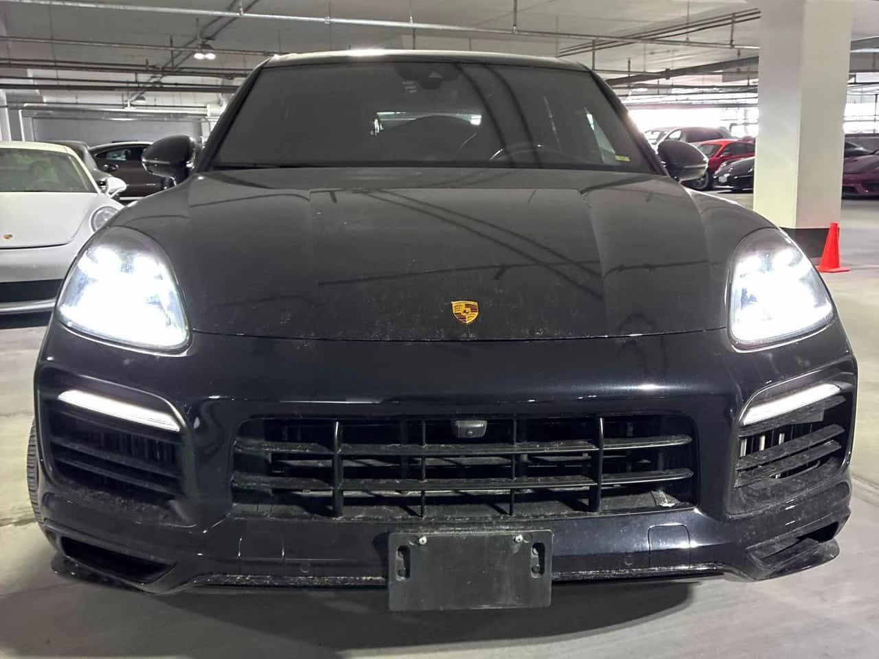 Porsche Cayenne * GTS * CARFAX * BOSE * HEAD UP * 360 * AMBIENT, снимка 6 - Автомобили и джипове - 53978571