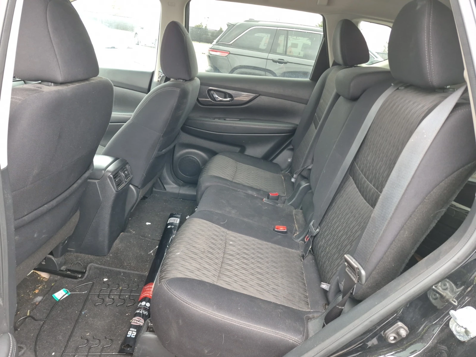 Nissan Rogue AWD S, снимка 17 - Автомобили и джипове - 54492705