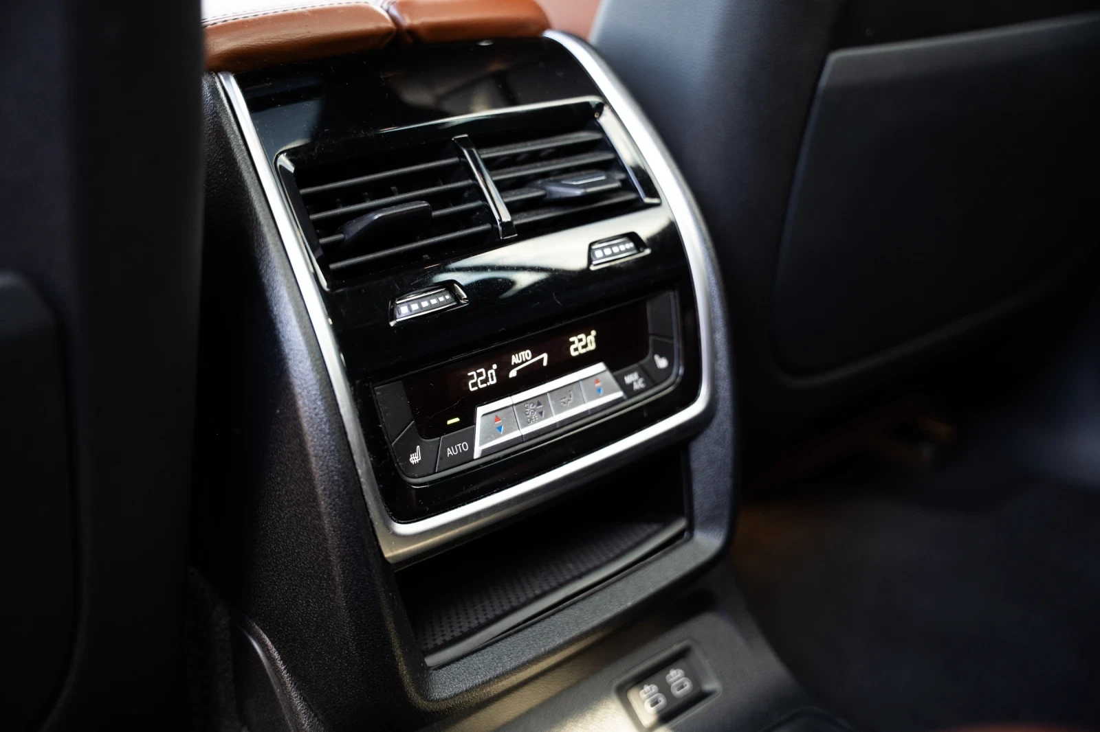 BMW X7 40I Xdrive, снимка 16 - Автомобили и джипове - 54706236