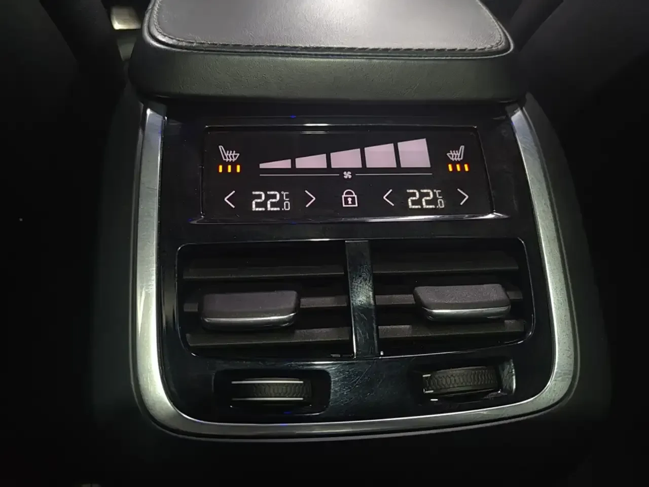 Volvo Xc90, снимка 13 - Автомобили и джипове - 54564639