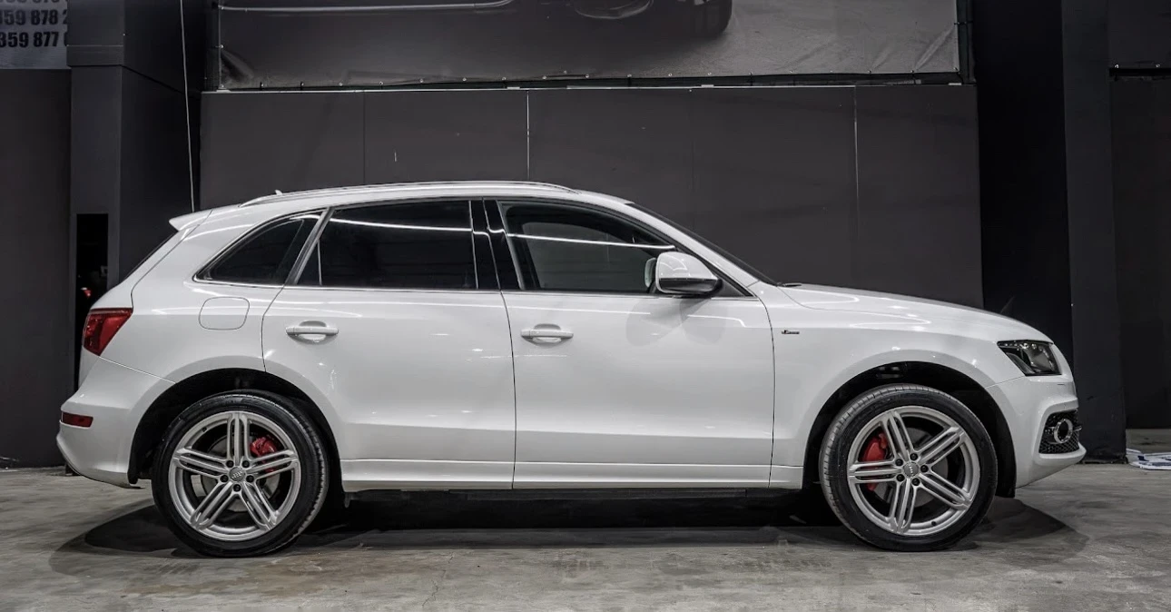 Audi Q5 3.0 TDI / 3xS-LINE /LED/ BANG & OLUFSEN / NAVI /F1, снимка 8 - Автомобили и джипове - 54970129