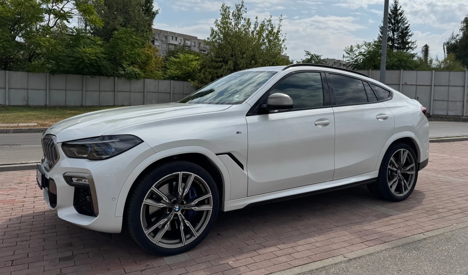 BMW X6 M50i, снимка 4 - Автомобили и джипове - 55652395