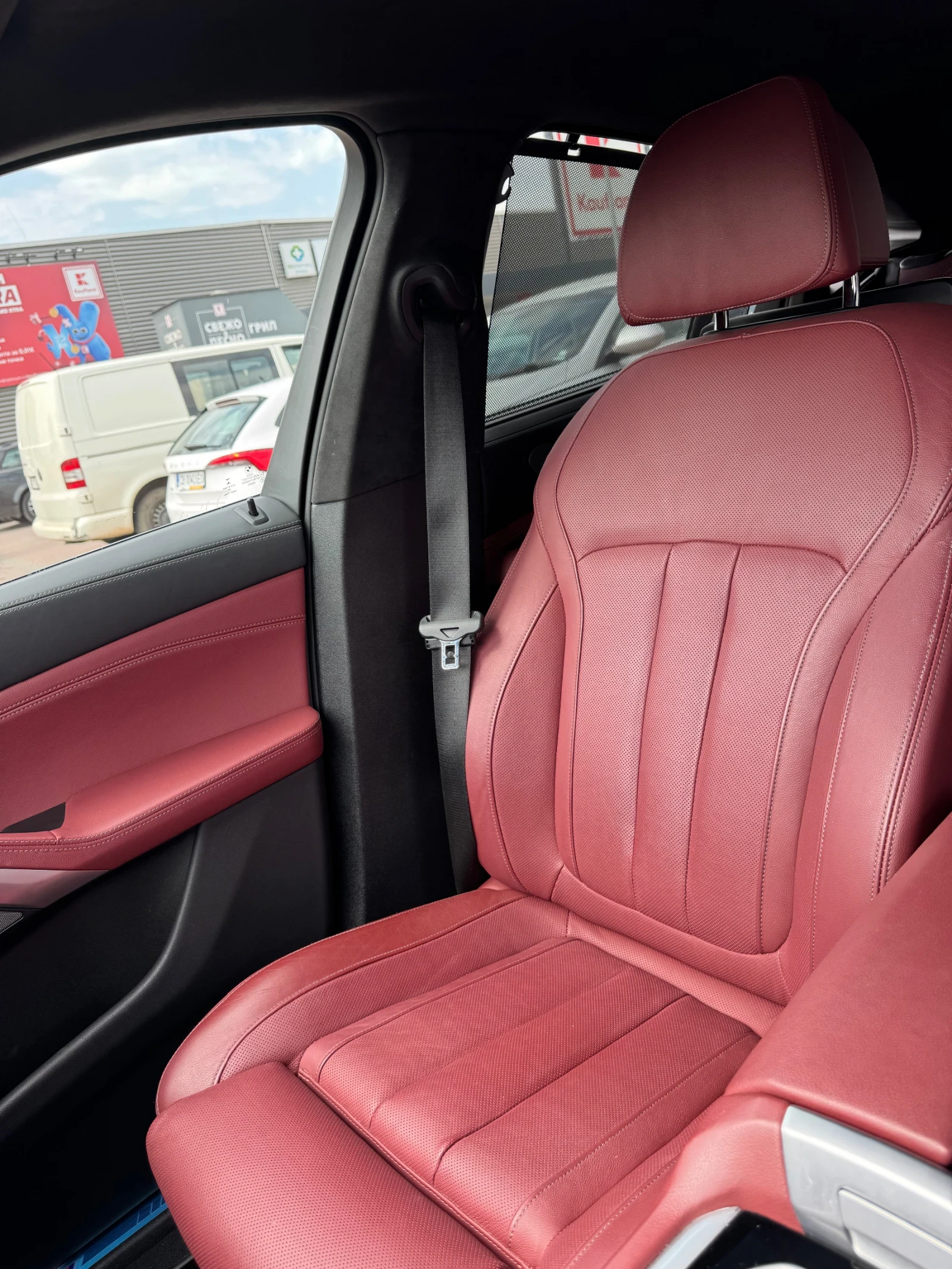 BMW X6 M50i, снимка 13 - Автомобили и джипове - 55652395