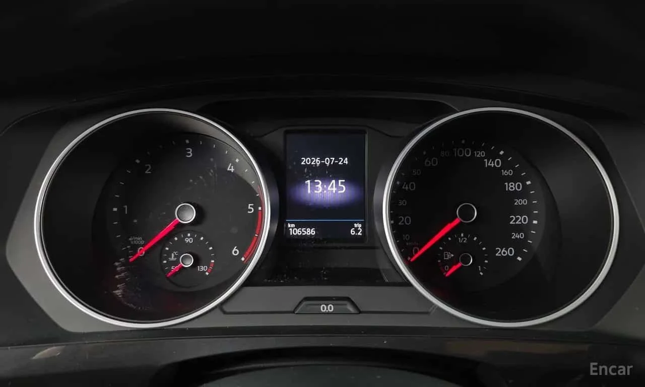 VW Tiguan 2.0 TDI Premium, снимка 8 - Автомобили и джипове - 55753940