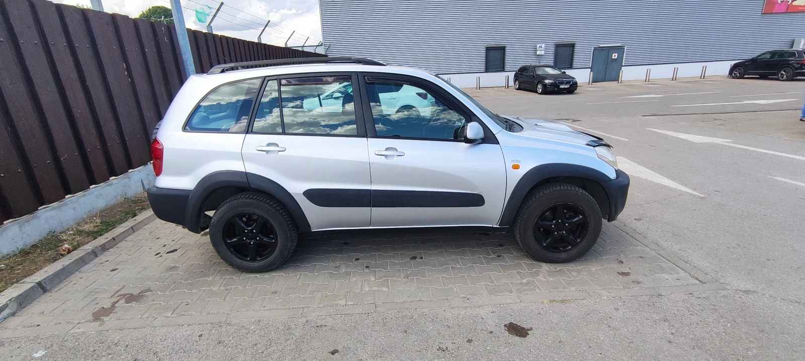 Toyota Rav4, снимка 4 - Автомобили и джипове - 56183299