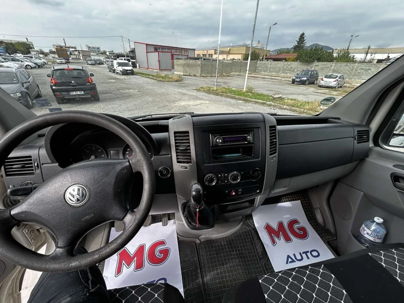 VW Crafter, снимка 9 - Бусове и автобуси - 52035694