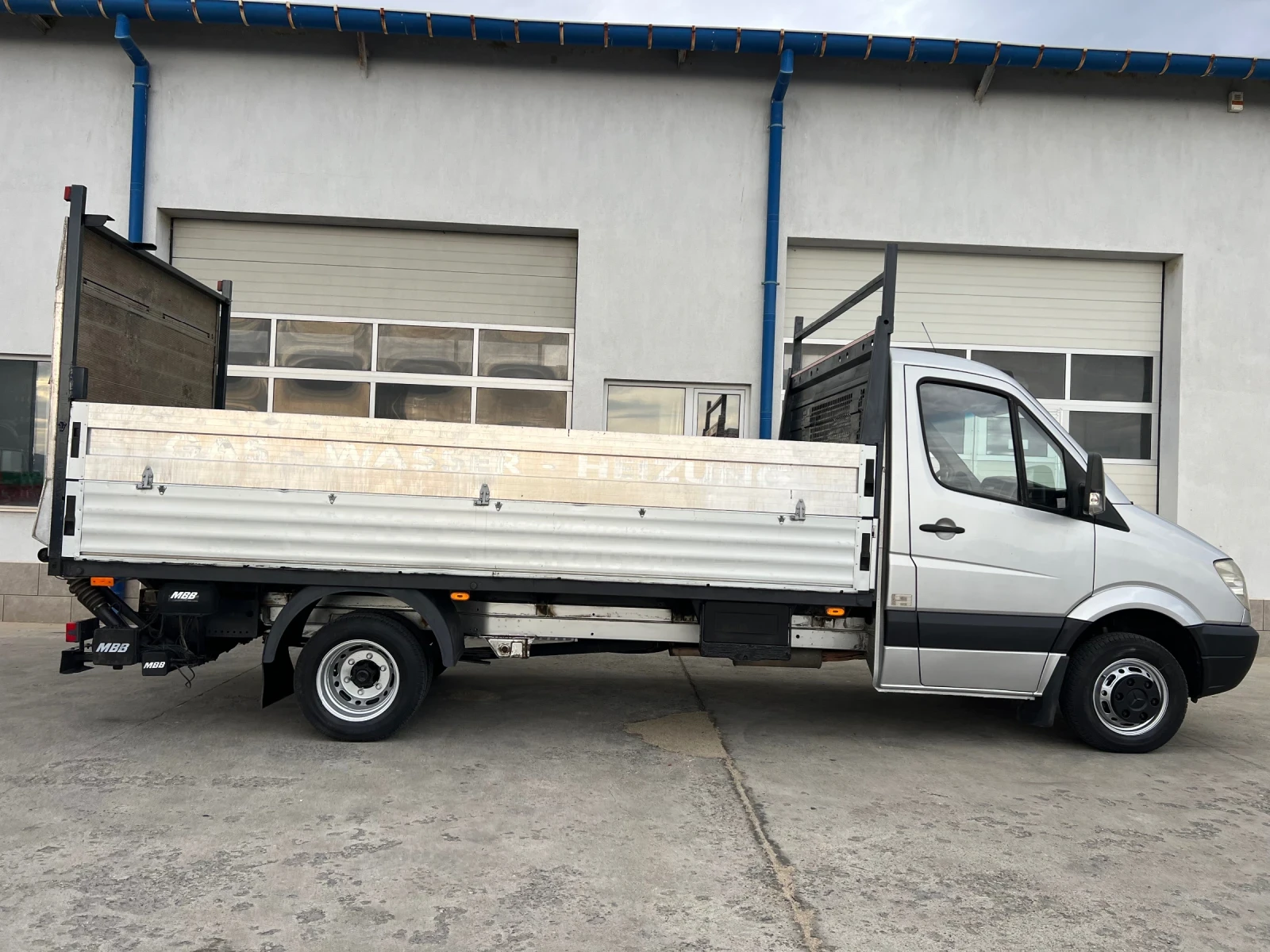 Mercedes-Benz Sprinter OM646 / Климатроник / Падащ борд / 171 000км! - изображение 9