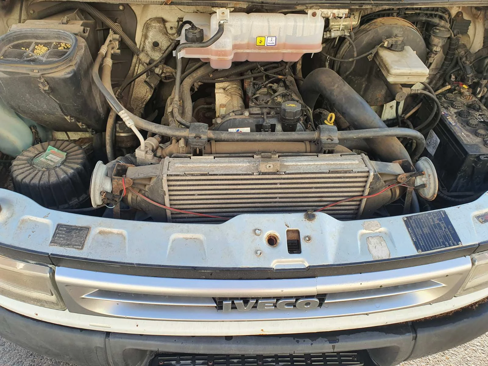 Iveco Daily 35 c14, снимка 8 - Бусове и автобуси - 55372991