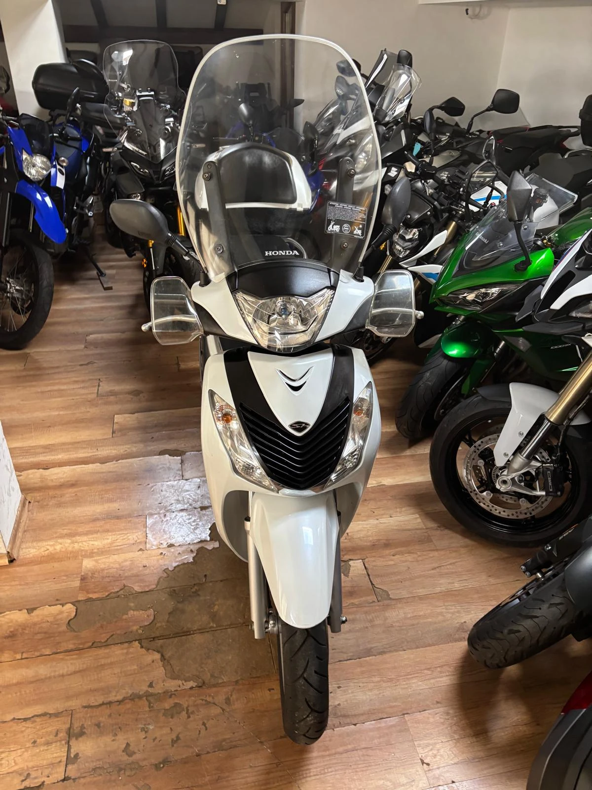 Honda Sh 150 - изображение 2