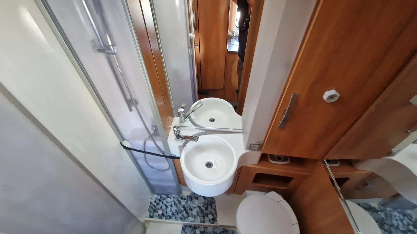 Кемпер HYMER / ERIBA 514CL - изображение 8