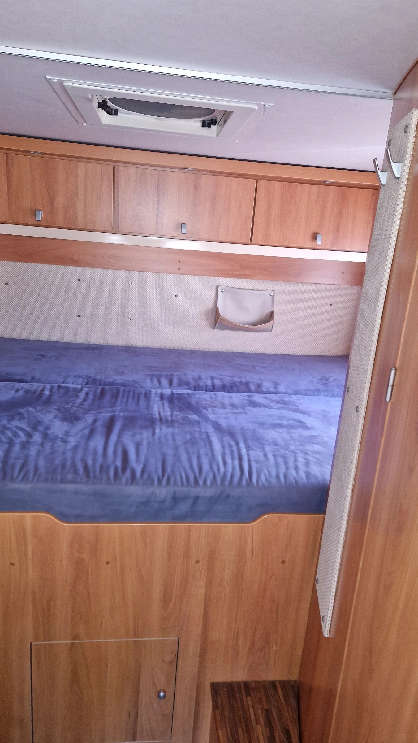 Кемпер HYMER / ERIBA 514CL - изображение 9