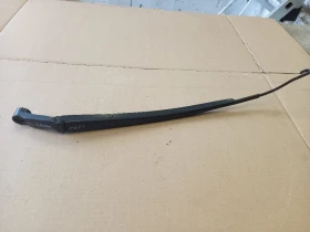 Рамо чистачка ляво Тойота Рав4 2.2дкат (9)