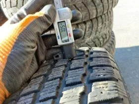 Гуми Зимни 205/70R15, снимка 6