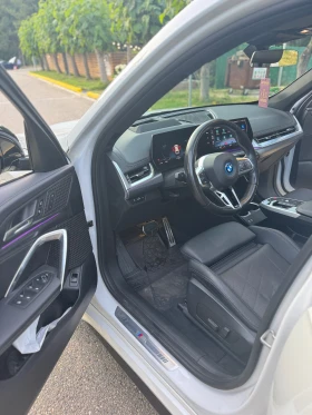 BMW iX1 М-sport/xDrive/Pano/313hp/360/Individual, снимка 10