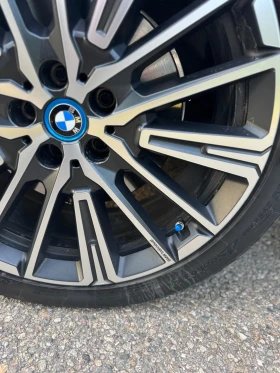 BMW iX1 М-sport/xDrive/Pano/313hp/360/Individual, снимка 8