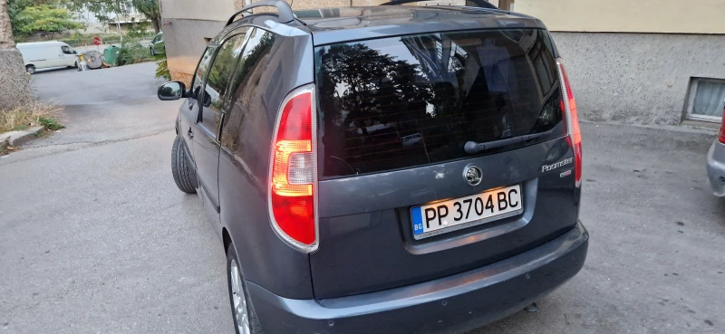 Skoda Roomster 1.9 TDI, снимка 4 - Автомобили и джипове - 47931770