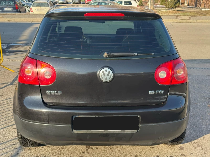 VW Golf 1.6 FSI, снимка 6 - Автомобили и джипове - 49230348